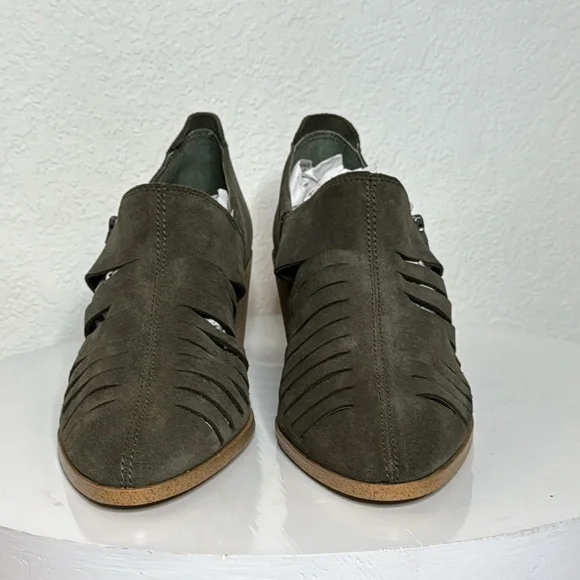 1. STATE ARNET OLIVE SUEDE LASER CUT POINTED TOE HEELED ANKLE BOOTIE - Picture 3 of 14